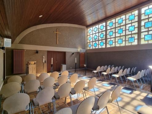 Friedhof Waldprechtsweier Aussegnungshalle